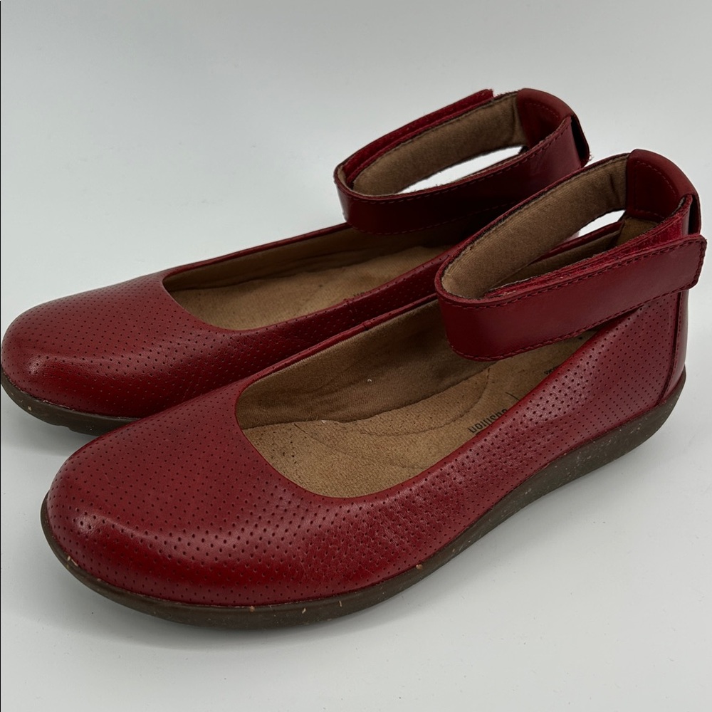 Clarks Medora Nina Mary Jane flats ankle strap in red leather Women's Size 7 - Picture 5 of 8